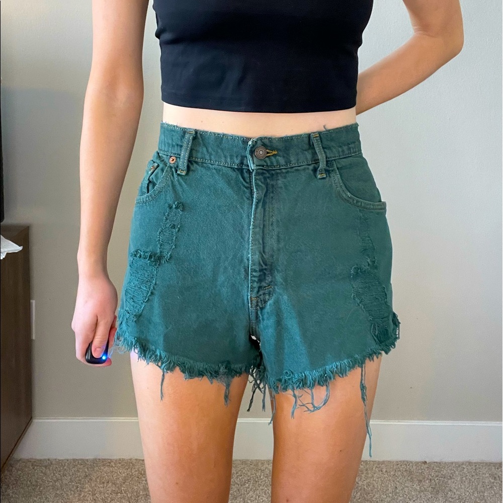 Vintage high waisted distressed Levi’s